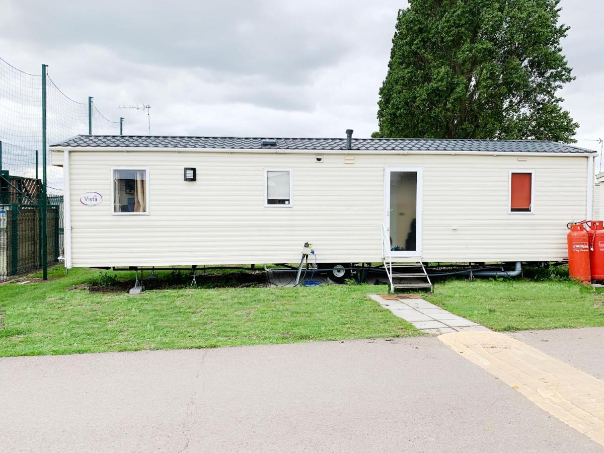 Beautiful 3-Bedroom Caravan At Mersea Island East Mersea Eksteriør billede